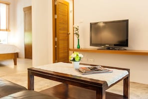 1-Bedroom Apartment | Room amenity