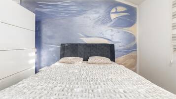 4 Schlafzimmer, Zimmersafe, kostenloses WLAN, Bettwäsche