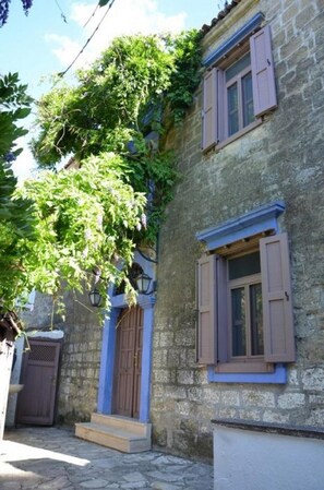 Exterior - Adatepe Otel (Ayvacik)