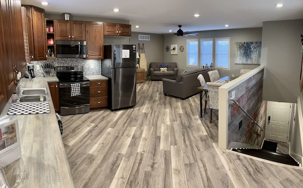 Interior - Stay in historic downtown Hays in upscale accommodations (Hays)