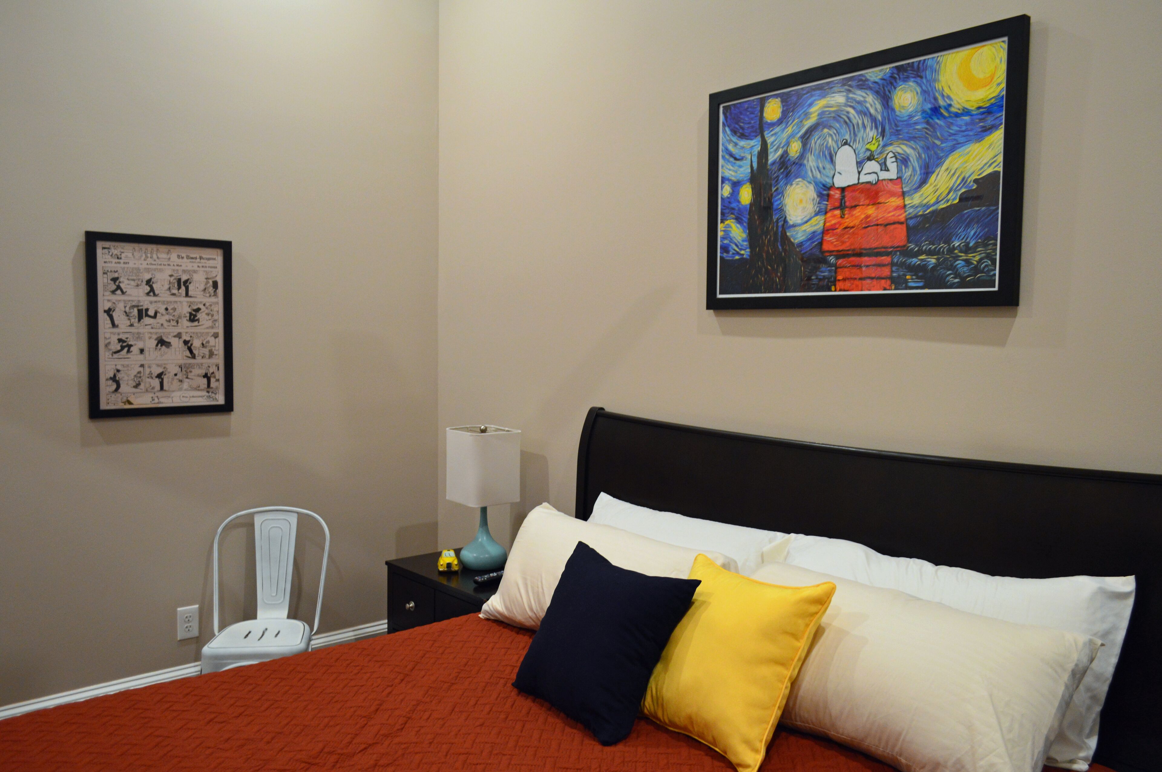 1 chambre, fer et planche à repasser, Wi-Fi gratuit, draps fournis