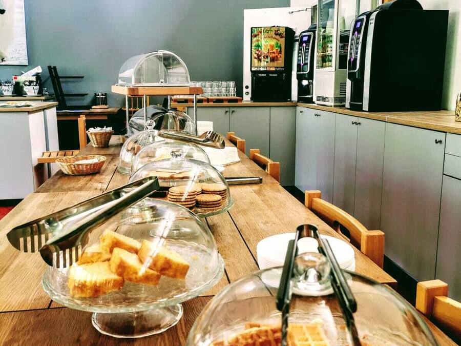 Päivittäinen buffetaamiainen (10 EUR per henkilö)