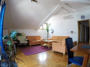 Superior Apartment, 2 Bedrooms, 2 Bathrooms, Sea View | Living area | Flat-screen TV - Apartments Aleksic Old Town (Budva)