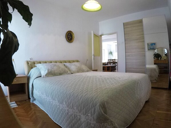 Apartment, 2 Bedrooms, Balcony, Sea View | 1 bedroom, desk, soundproofing, iron/ironing board