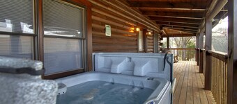 Romantic Valley Dream Mar 16-18, 23-25, 28-Apr 2, 5-8