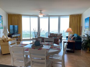 Smart TV - Resort Style Amenities. NO extra admin fees added. Amazing parking spot!  (Orange Beach)