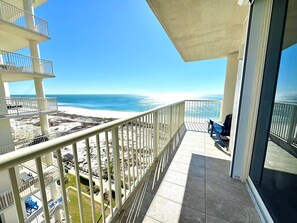 Property grounds - Beach Club Corner Unit! Direct Gulf View - Pools - Beach - Grill -Upgraded Cable (Gulf Shores)