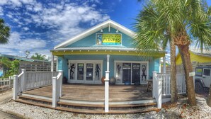 Fitness facility - Living the Dream by Beachside Managment (Siesta Key)