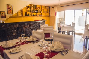 Bar (in der Unterkunft)