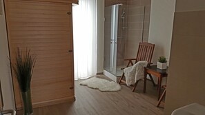 Apartment, Sauna | Bathroom | Shower, deep soaking tub, hydromassage showerhead