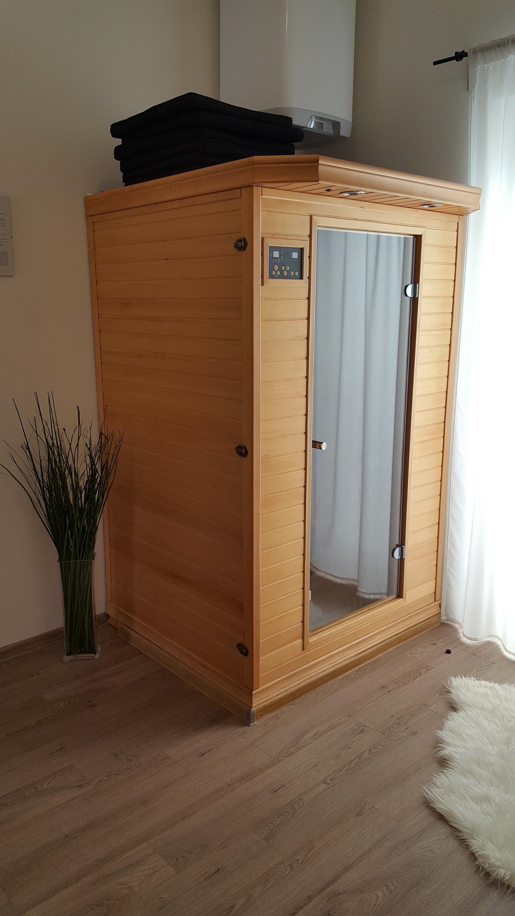 Apartment, Sauna | Bathroom | Shower, deep-soaking bathtub, hydromassage showerhead