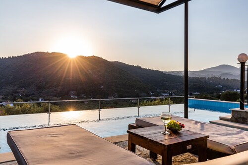 Villa Papearethos - Magnifique Villa avec Piscine Privée