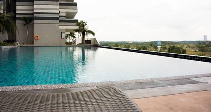 Cozy Condo at The Meridin Medini