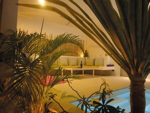 2 Bedroom Pool Villa | Living area - Chuan Chom Villas (Koh Samui)