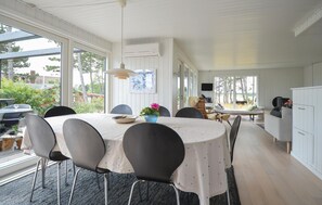 Dining - Gorgeous home in Ebeltoft with kitchen (Ebeltoft)