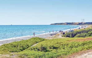 Plage à proximité, pêche sur place