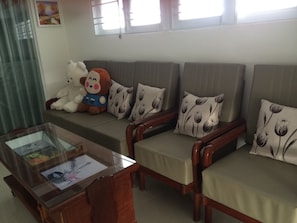 Lobby sitting area - Hotel Thu Thao (Phan Rang - Thap Cham)