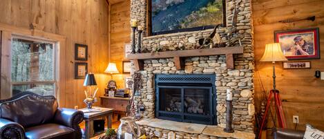 Smart TV, fireplace, DVD player, foosball