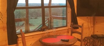 New lower rates. Great reviews   Elevated deck, Pet friendly, Romantic scenic