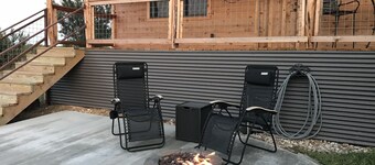 New lower rates. Great reviews   Elevated deck, Pet friendly, Romantic scenic