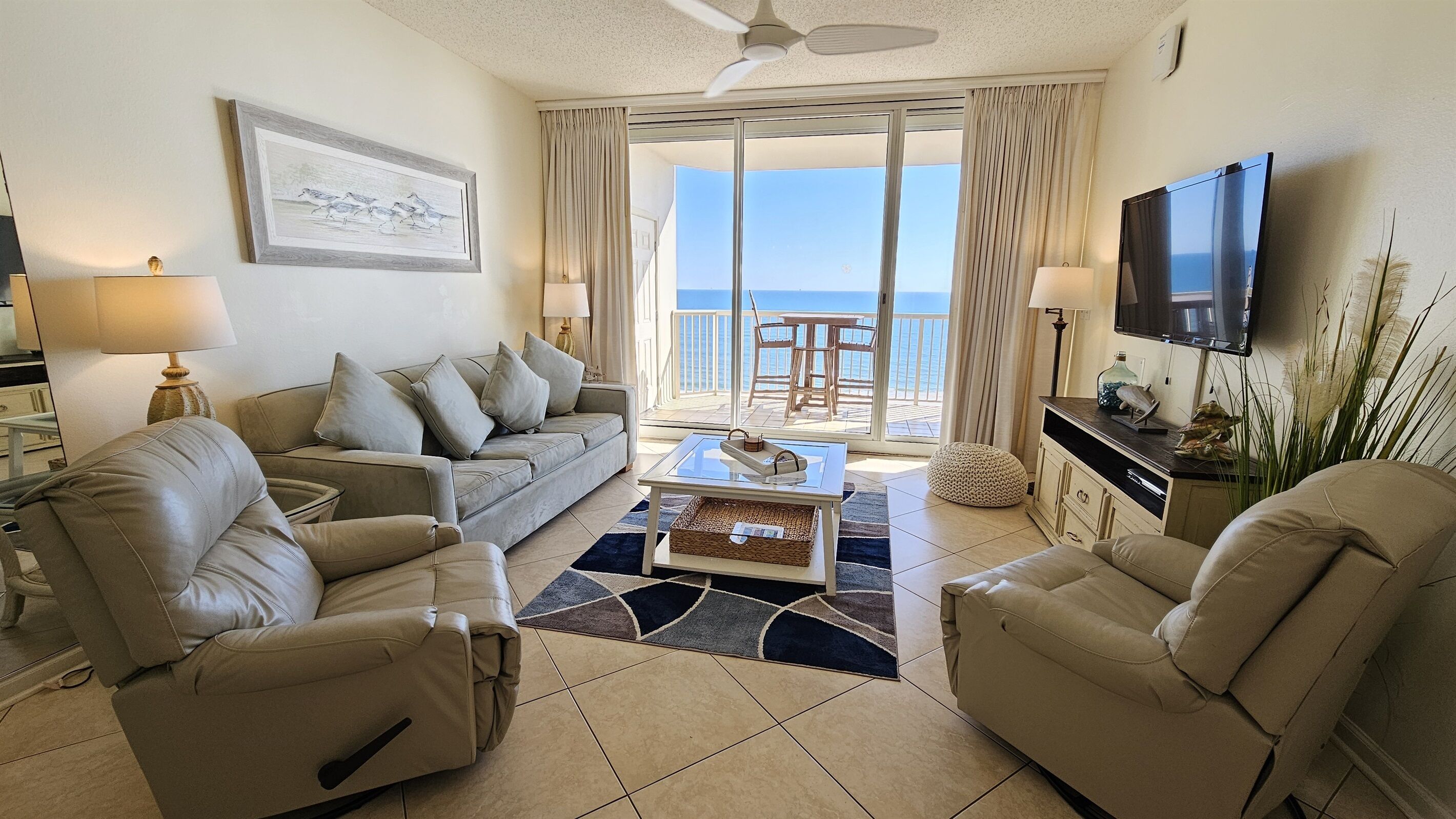 リビング エリア