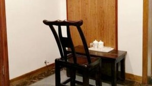 Unclassified image, 3 of 11, button - Qijiayi Theme Hostel No.2 Shop (Zhangjiajie)