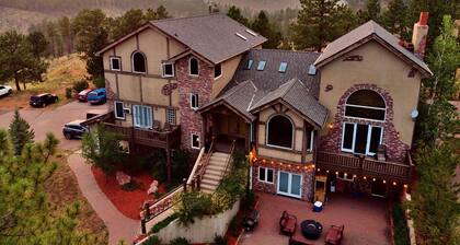 Majestic Lodge only 22 miles from the base of Pike's Peak