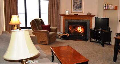'Silvercreek Escape' 2BR Silvercreek, Ski-in/Ski-out!!!!!