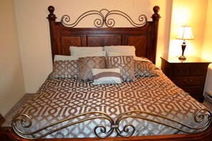 2 dormitorios, tabla de planchar con plancha, wifi y ropa de cama