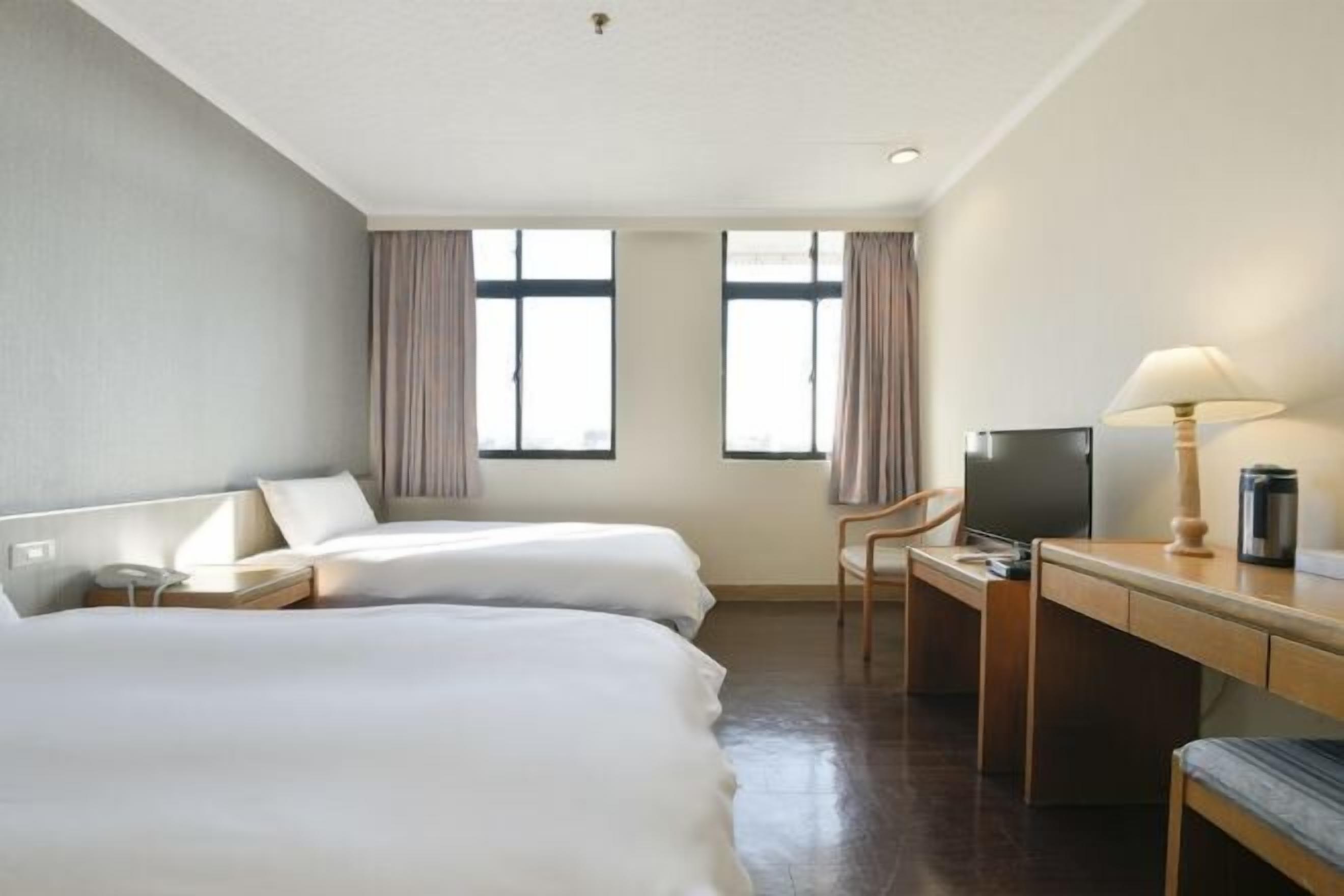 Desk, blackout drapes, soundproofing, free WiFi