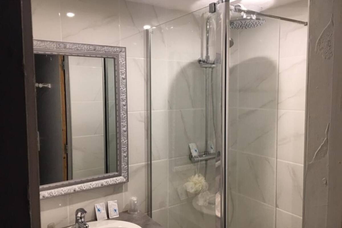 free toiletries, hair dryer, towels