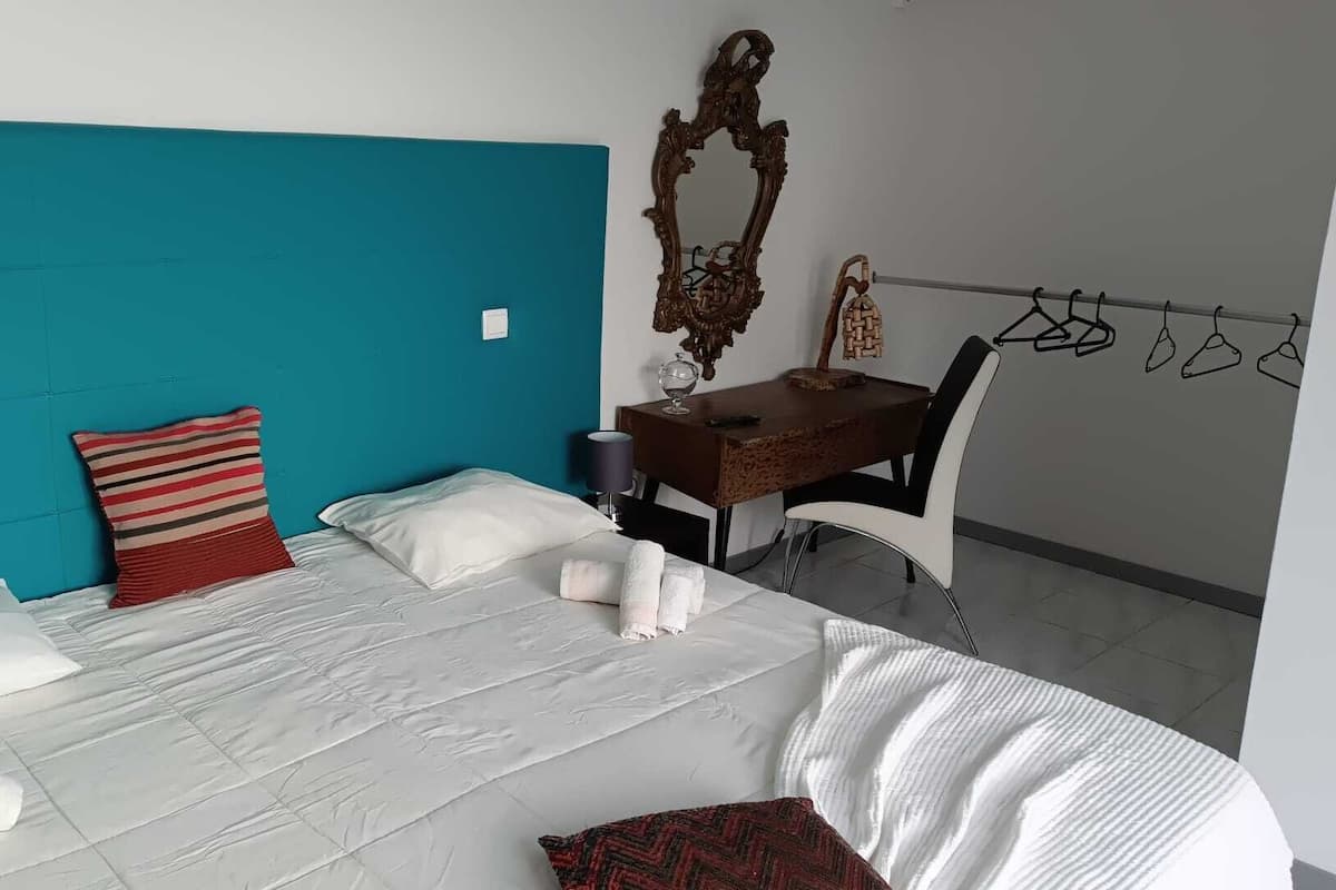 1 bedroom, hypo-allergenic bedding, minibar, individually decorated