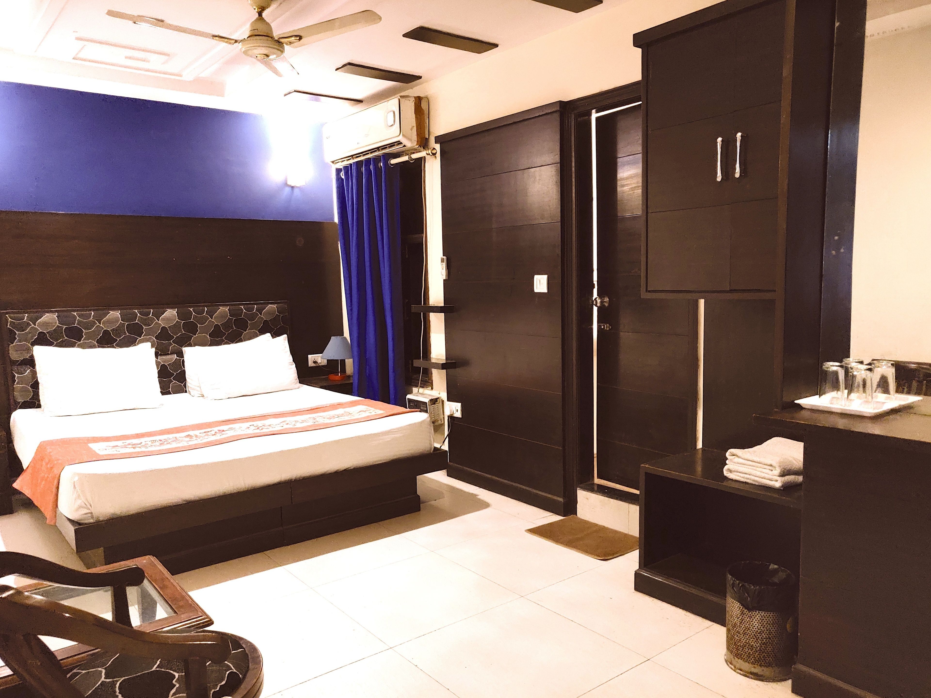 Photo - Hotel Unistar