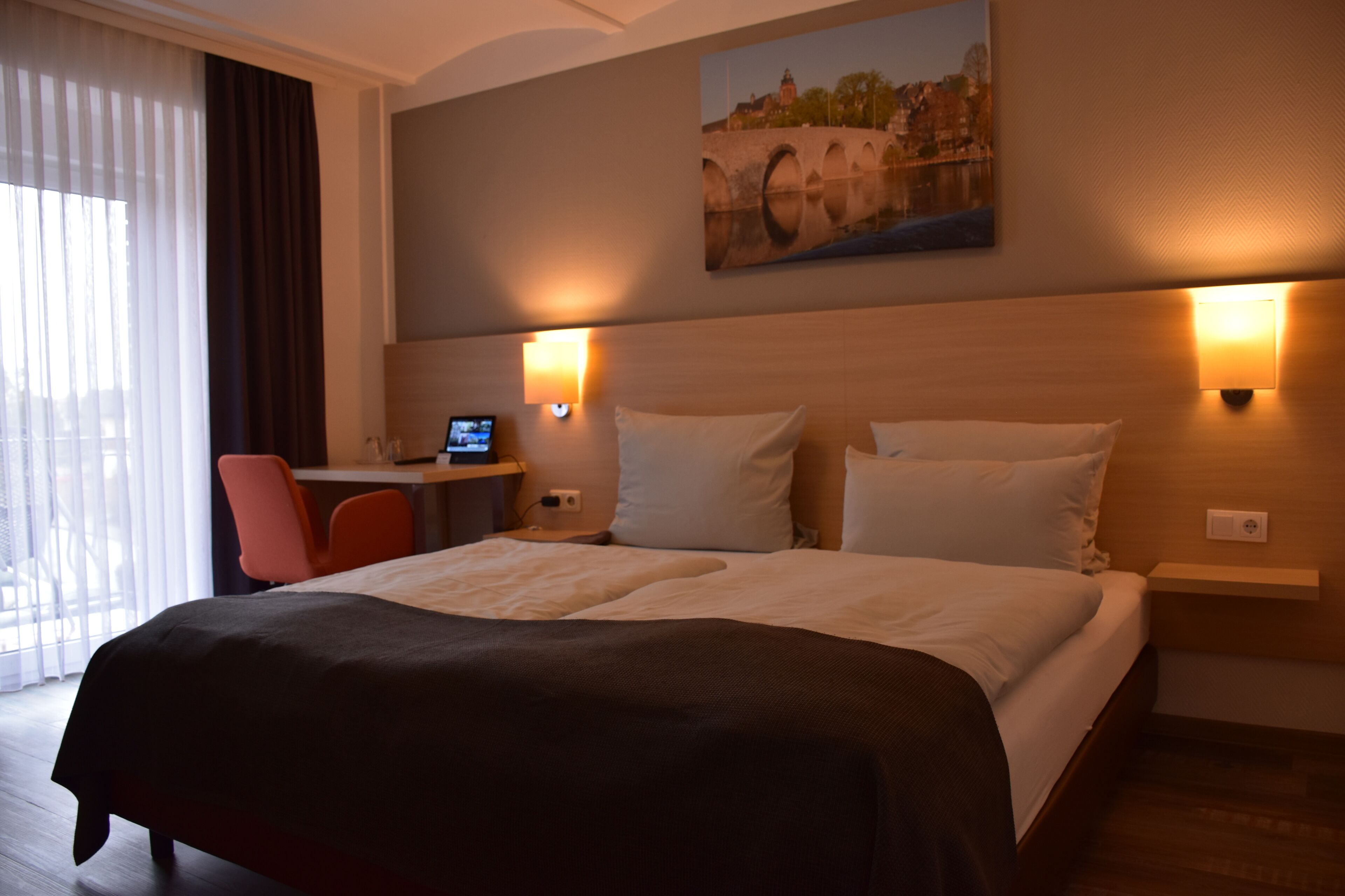 classic double room | desk, free cots/infant beds, free wifi, bed sheets