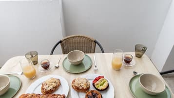 Appartement Luxe, 3 chambres, non-fumeurs, en bord de lac | Vue depuis le balcon