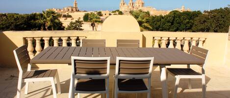 Executive Suite, Terrace, City View | Terrace/patio