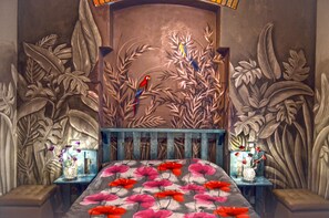 Doppia Superior, patio | Minibar, una cassaforte in camera, una scrivania, Wi-Fi gratuito