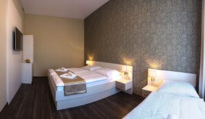 Premium bedding, minibar, in-room safe, desk