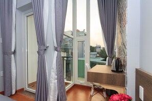 City Double Room, 1 Queen Bed, City View | Balcony