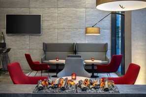 Lobby lounge - Holiday Inn Express Stuttgart - Waiblingen by IHG (Waiblingen)