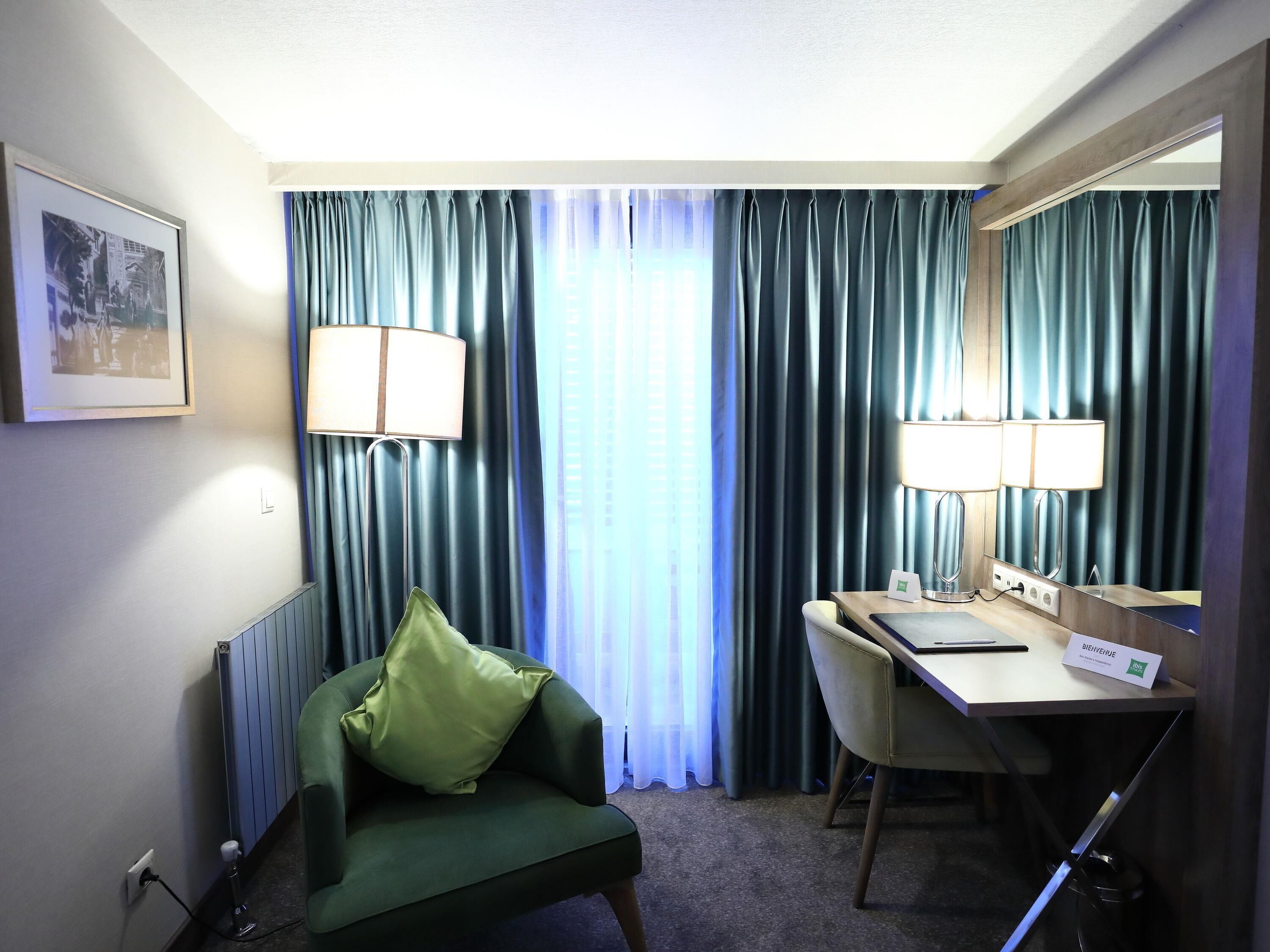 economy room, 1 double or 2 single beds | 1 bedroom, premium bedding, minibar, in-room safe