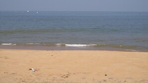 Unclassified image, 4 of 81, button - Hotel Star White Negombo (Negombo)