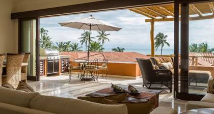 Villa Colibri Bucerias by RNLR