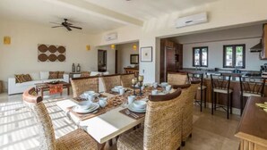 Family Villa, 3 Bedrooms | In-room dining - Villa Colibri Bucerias  by RNLR (Bucerías)