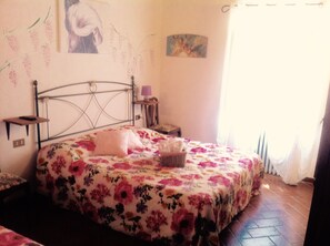 Chambre Double, vue ville