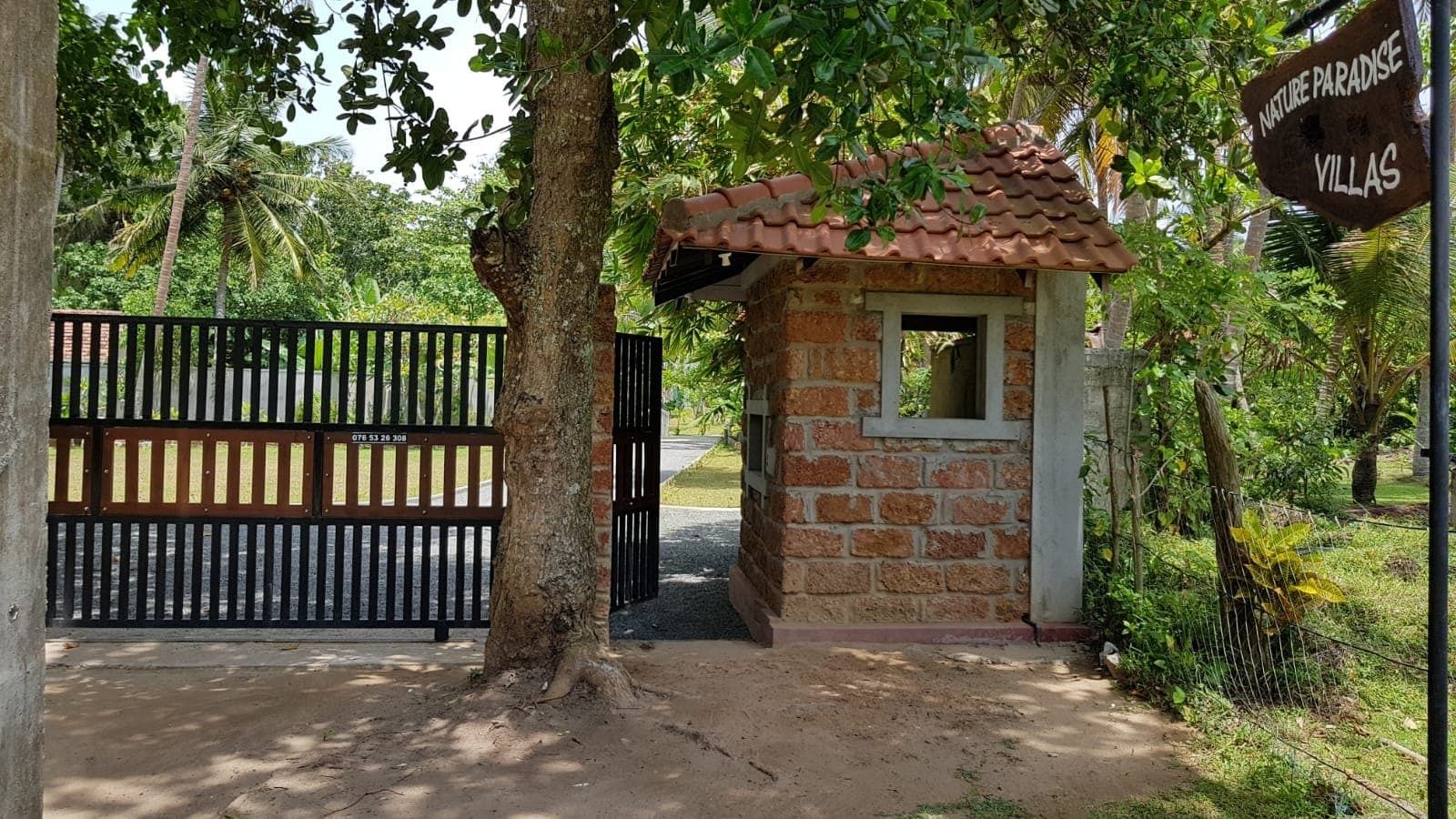 Pintu masuk interior