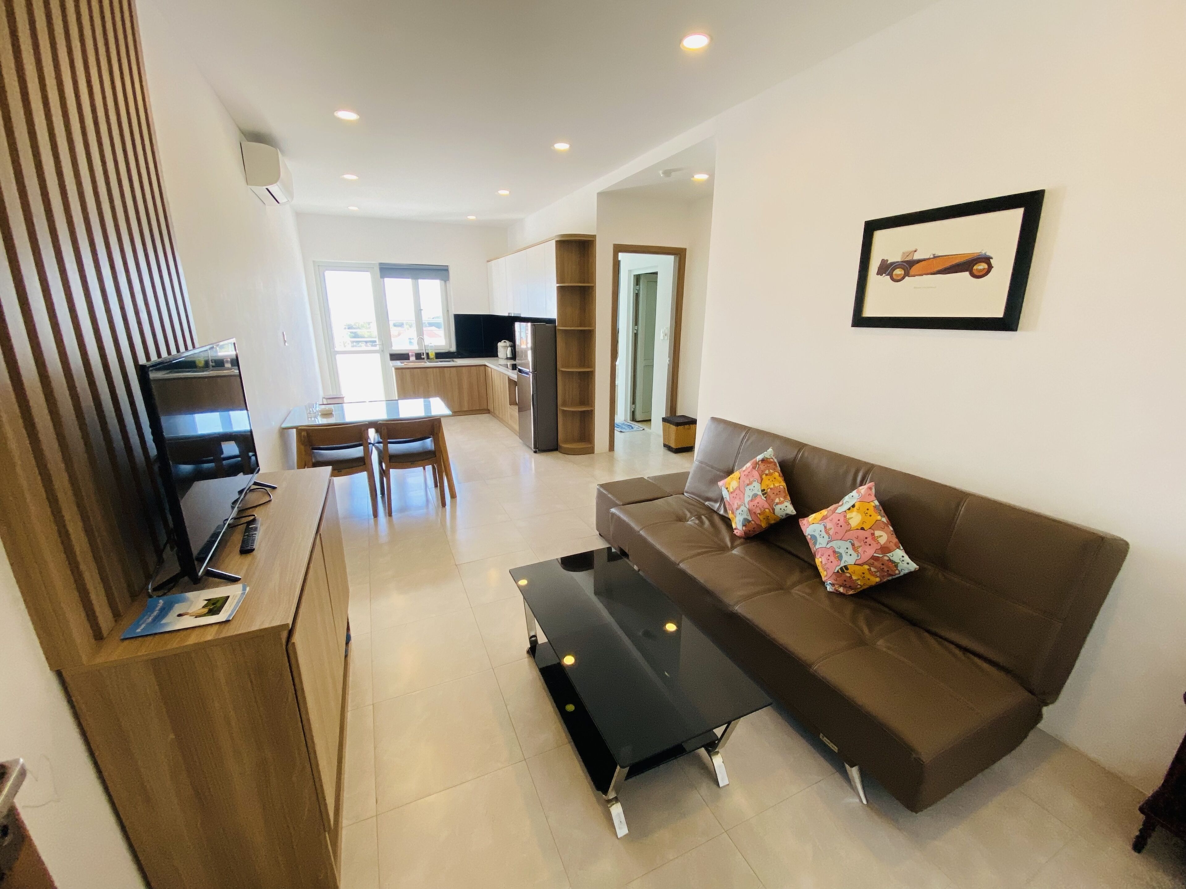standard apartment | living area | 42-inch flat-screen tv with digital channels, tv