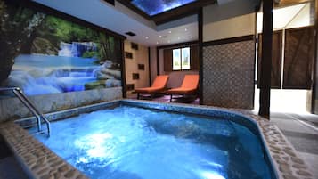 Couples treatment rooms, massages