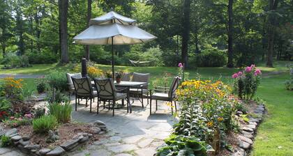 Wellnesste Lodge and Cabin Rentals