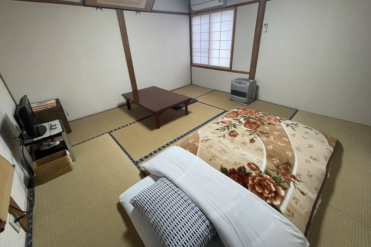 標準客房 | 羽絨被、客房內保險箱、書桌、免費無線上網